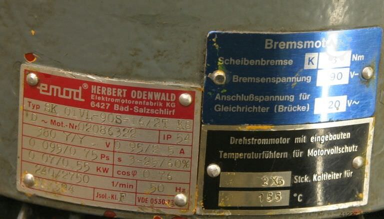 Motorreductor 0,07/0,55 kW 3/25 rpm emod SK 01VL-90S-16/2T K8