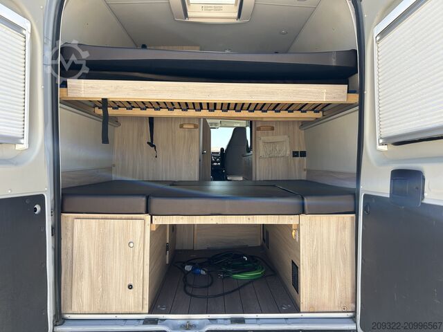 Xe caravan/xe cắm trại Fiat Weinsberg Carabus 600 K | 4 posti letto | Completamente attrezzato