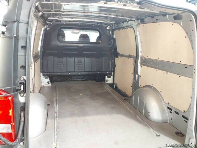 รถตู้ดัดแปลงพิเศษ Mercedes-Benz Vito116CDI KA lang,Kamera,Klima,Tempomat
