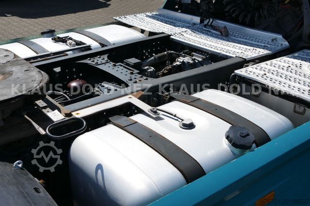 Standard SZM MERCEDES-BENZ Actros 1848 Retarder 2-Tanks Euro 6
