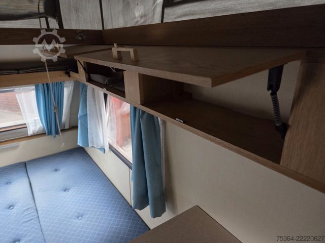 Nhà di động KIP Kompakt KK 400 EK Wohnwagen Hubdach Küche