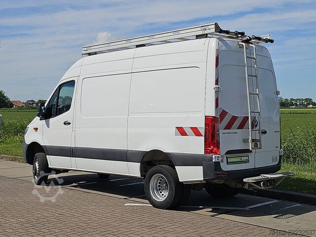 Kombi med högt tak MERCEDES-BENZ SPRINTER 516 CDI 4X4 ALLRAD L2H2