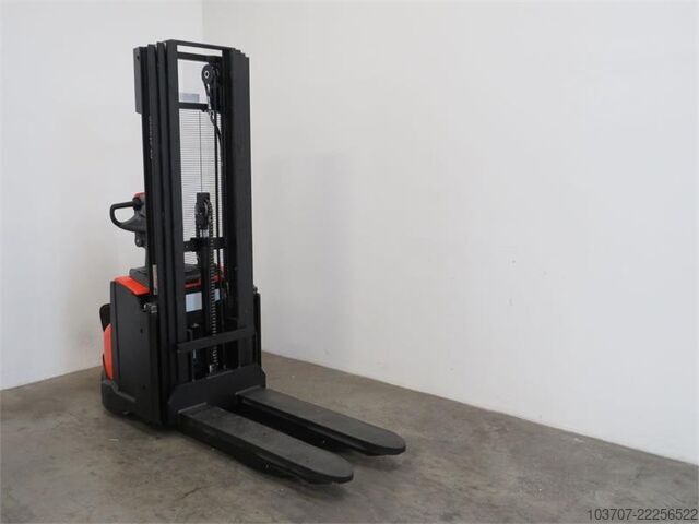 Carretilla elevadora Toyota SWE140L