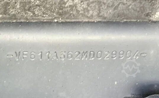 Bindi SZM Renault T480 VF611A362MD029904  2X FUEL TANK, PARKING A...