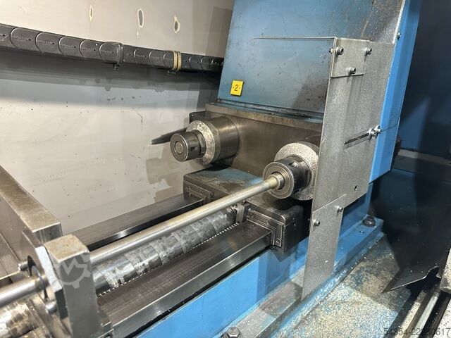 Omnisprint Gun Drilling Machine (1997) Mollart 3 Axis Knee Type