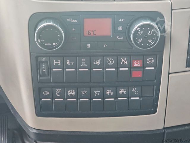 Tractor estándar MAN TGX 18.460 * ACC * NAVI * STANDKLIMA/-HEIZUNG *