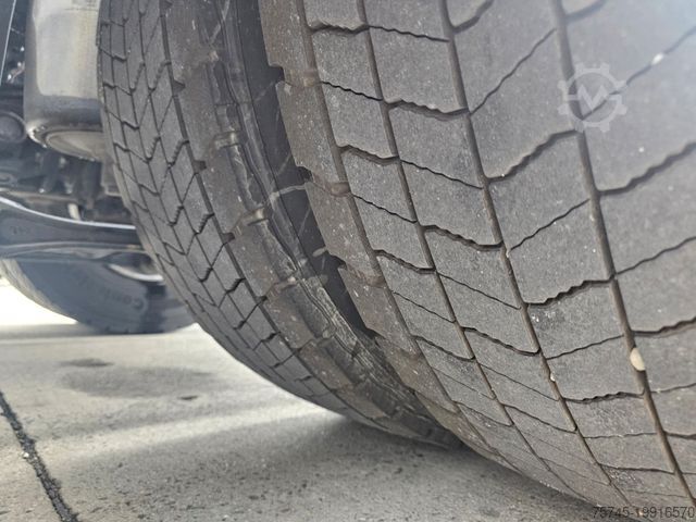 Tractor estándar MAN TGX 18.460 * ACC * NAVI * STANDKLIMA/-HEIZUNG *