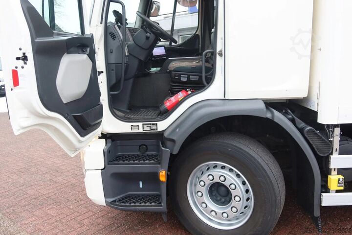 Resväska Volvo FE 250 Bak+Klep Dhollandia 2.000 kg 4x2. New ta...