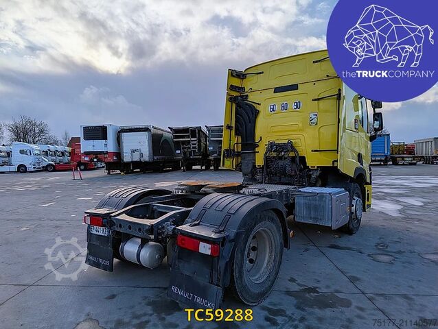 Estándar-SZM Renault T 440