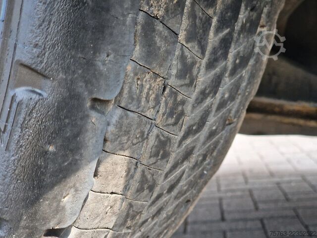 Chiếc vali Volvo FM 460 full air - VEB - Zepro lift - low KM - s...
