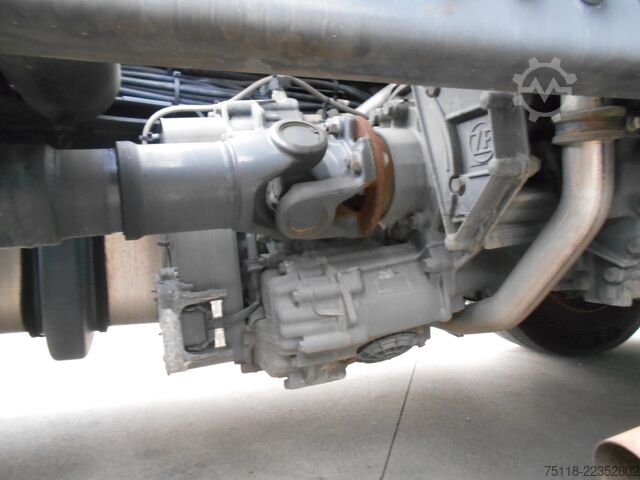 стандартный седельный тягач DAF XG 480