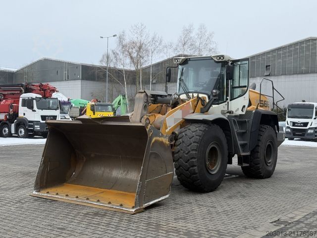 Φορτωτής με ελαστικά LIEBHERR L566 XPower Radlader 27,5 Ton *11.900 h *Waage