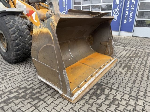 Φορτωτής με ελαστικά LIEBHERR L566 XPower Radlader 27,5 Ton *11.900 h *Waage