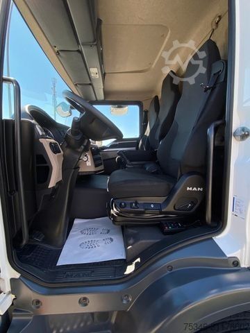 کامیون با کاربری خاص MAN TGM 15.290 /BL/Pritsche 7,25m/AHK/Nur 29 tkm