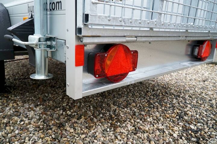 Remorcă auto Humbaur HA 132513 ÜFW AUFFAHRKLAPPE 251X131X35CM 1300KG