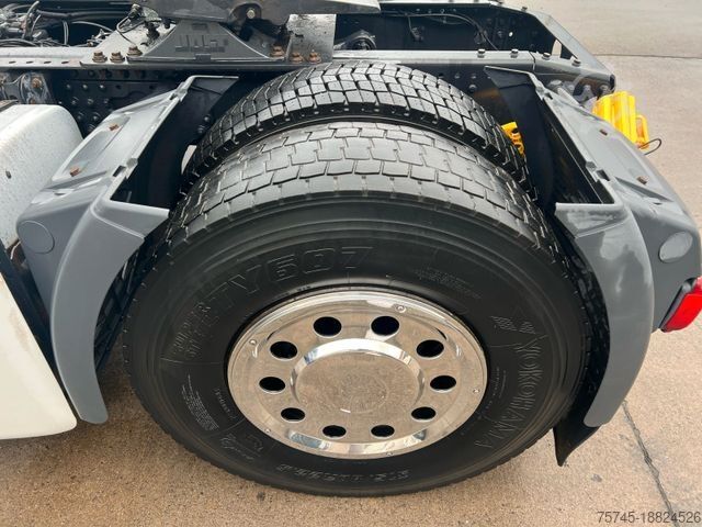 Standardni tegljač MAN TGX 18.480 * RETARDER * KLIMA * VOLLVERKL