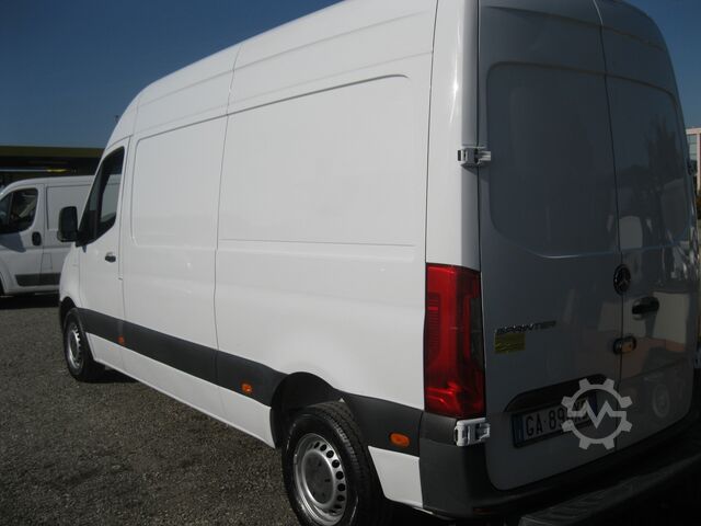 Kombi s visokim krovom Mercedes-Benz SPRINTER