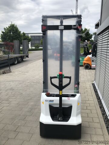 Apiladores de palés Bobcat LSM12N NEUGERÄT!!!