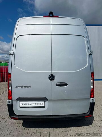 Kõrge katusega kaubik MERCEDES-BENZ Sprinter 215 9G-TR HOCH+LANG KLIMA 3-SITZ KAMERA