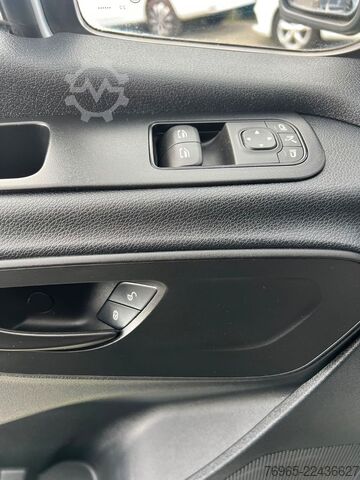 Kõrge katusega kaubik MERCEDES-BENZ Sprinter 215 9G-TR HOCH+LANG KLIMA 3-SITZ KAMERA