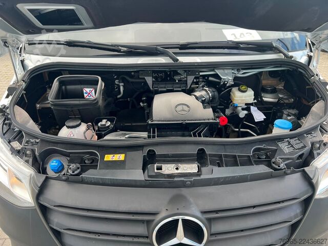 Kõrge katusega kaubik MERCEDES-BENZ Sprinter 215 9G-TR HOCH+LANG KLIMA 3-SITZ KAMERA