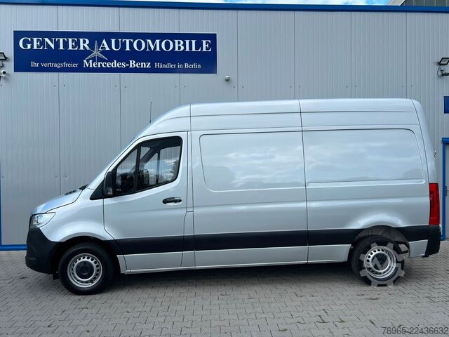 Kaubik MERCEDES-BENZ Sprinter 215 9G-TR HOCH+LANG KLIMA 3-SITZ KAMERA