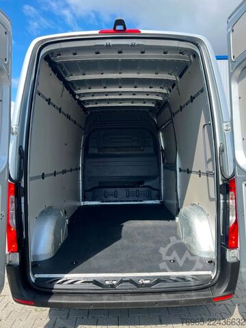 Kaubik MERCEDES-BENZ Sprinter 215 9G-TR HOCH+LANG KLIMA 3-SITZ KAMERA