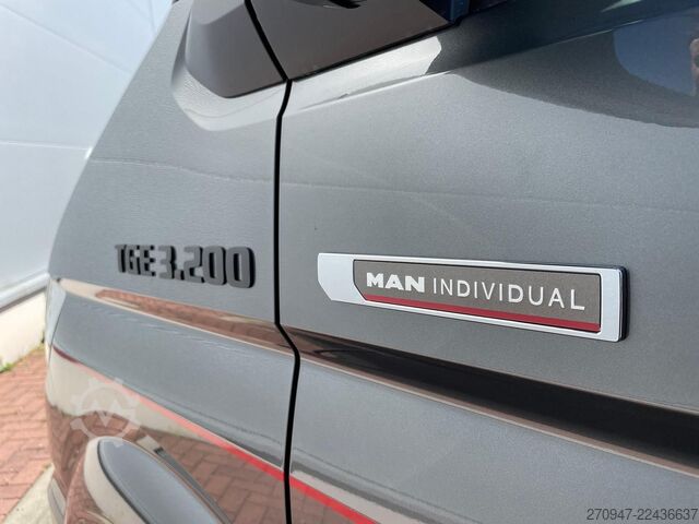 প্যানেল ভ্যান MAN TGE 3.200 L3H2 MIXTO 4x4 Individual S ACC STHZ