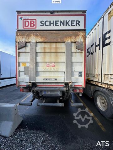 čemodāns Mercedes-Benz Antos 1830 4x2 Box Truck w/ full side opening.