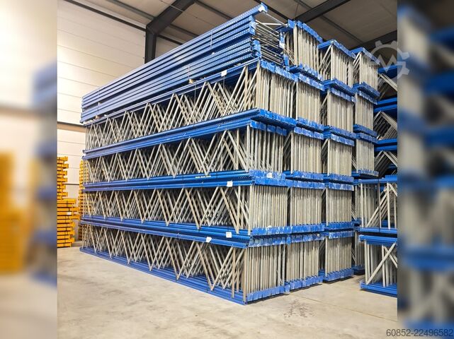High-bay warehouse Pallet racking ca. 100,8 lfm Jungheinrich Esmena Höhe : 400 cm , 2100 kg Fachlast