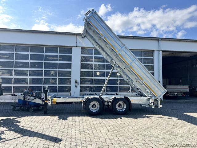 Remolque volquete Möslein TTD 19 B  19 t Tandemkipper- Tieflader hydraulischer Klappe Breitbereifung