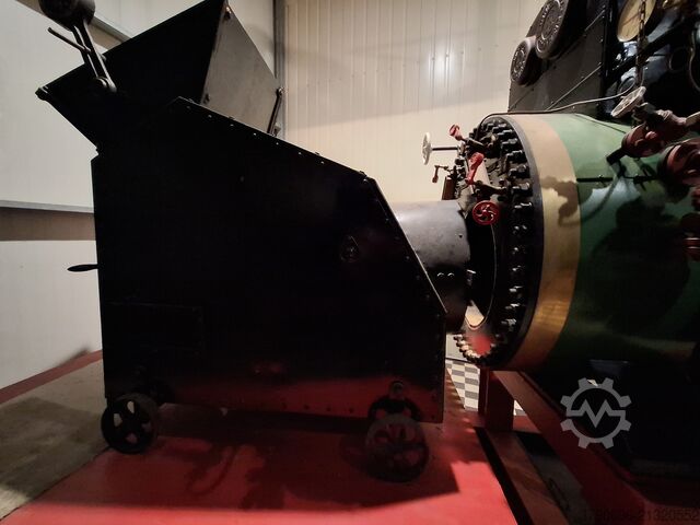 Vintage dráttarvélar Lanz Zweizylinder- Verbund-Heißdampf-Lokomobil