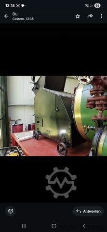 Vintage dráttarvélar Lanz Zweizylinder- Verbund-Heißdampf-Lokomobil