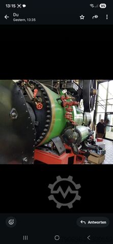 Vintage dráttarvélar Lanz Zweizylinder- Verbund-Heißdampf-Lokomobil