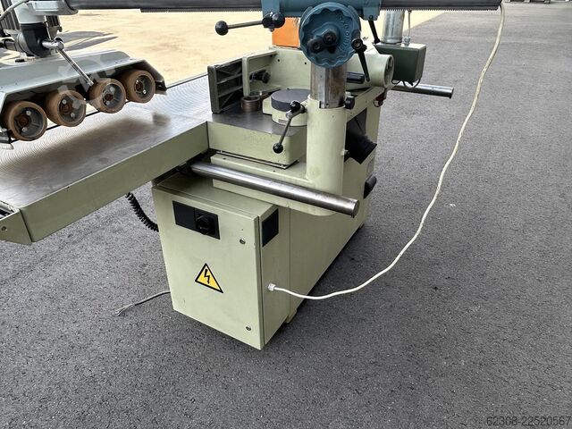 SCM T130NLL 1995 SCM T130NLL