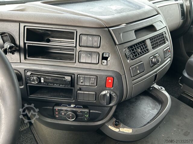 SZM tiêu chuẩn DAF XF 450 FT Space Cab / 2 Tanks / APK TUV 10-26