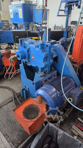 Gumi extrudáló gép Cober/Francis SHAW Hi-Tech 09060