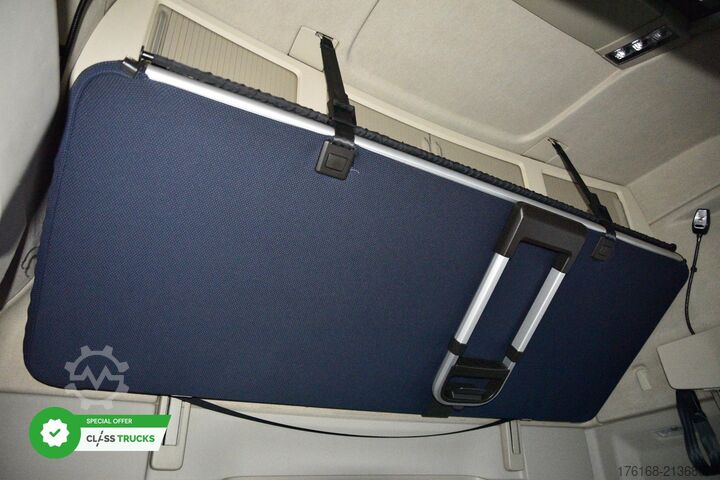 標準トラクターユニット VOLVO FH 460 Globetrotter XL Varios i-Save