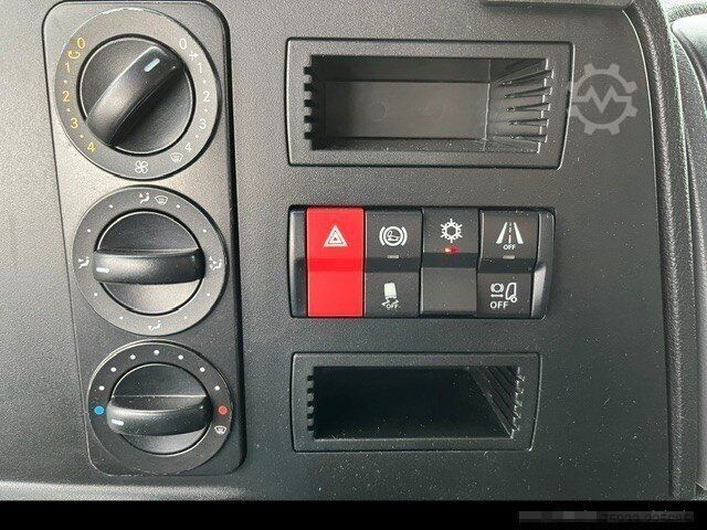 Camión frigorífico MERCEDES-BENZ 1224 L Kühlkoffer* TK T800R*Klima*LBW1,5 t*6,20m