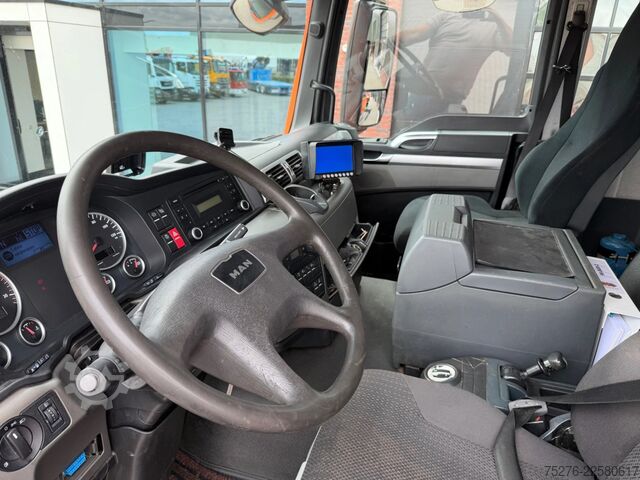 รถดัมพ์พร้อมเครน MAN TGS 26.400 6x6 Kipper / Z kraan  Euro 6