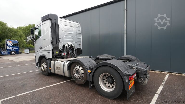 Zat berbahaya Volvo FH 420 6X2 Adr tractor unit
