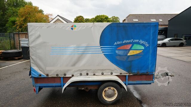 ¡Remolque Taurpalin EQUIPE con eje roto! EQUIPE Taurpalin trailer broken axle!