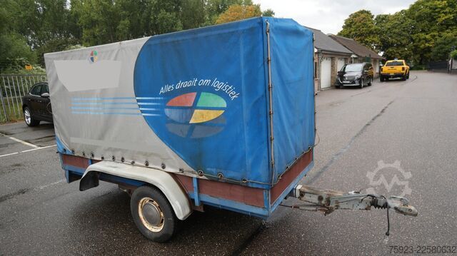 ¡Remolque Taurpalin EQUIPE con eje roto! EQUIPE Taurpalin trailer broken axle!
