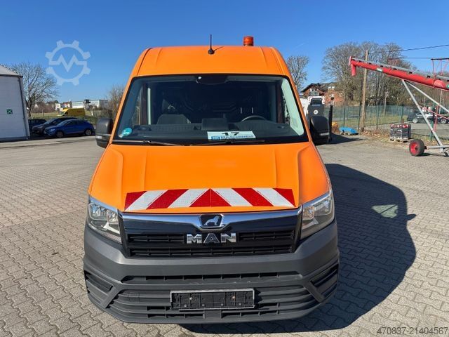 Komercijalno vozilo sa visokim krovom MAN TGE 3.180 / Schalter / 4x4 Motion