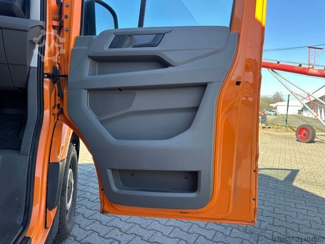 Komercijalno vozilo sa visokim krovom MAN TGE 3.180 / Schalter / 4x4 Motion