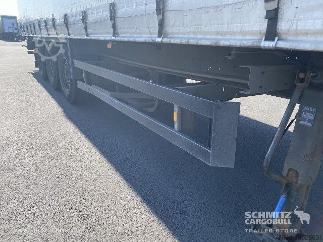 Otvorený náves s plachtou Schmitz Cargobull Semitrailer Curtainsider Standard