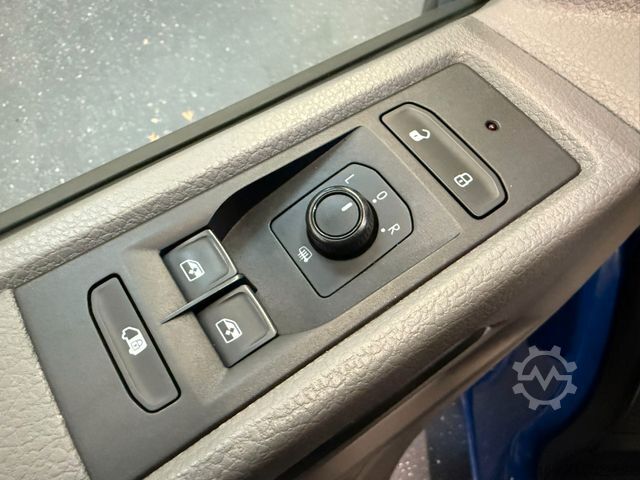 Panel van VOLKSWAGEN T6.1 Kasten 4 Motion DSG Lang KLIMA STHZ AHK