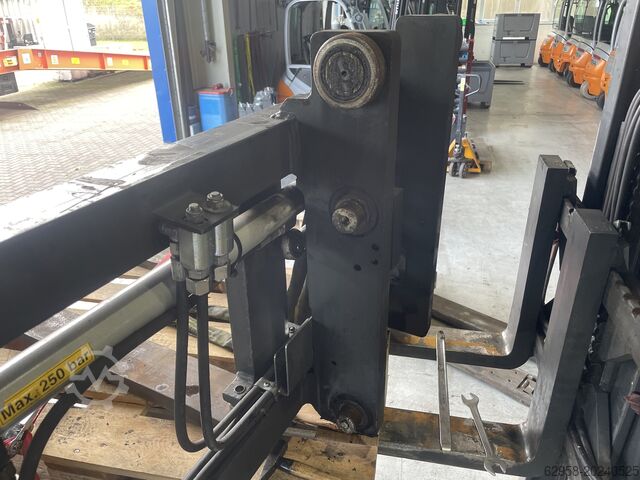 Fork positioner (integrated) e-l-m Zinkenverstellgerät