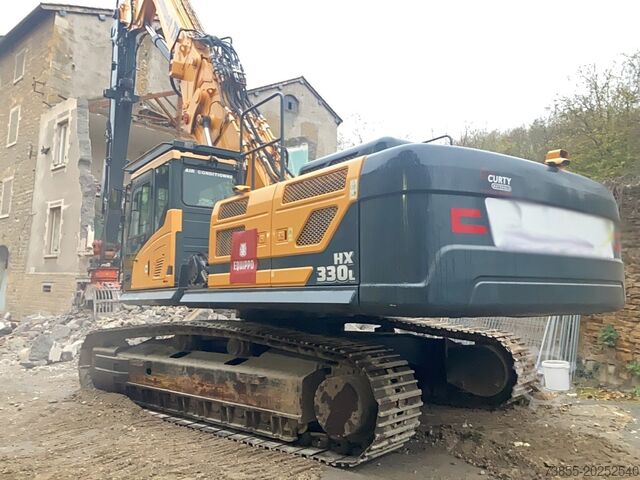 Gravemaskin for riving Hyundai HX330L with demolition boom, standard boom & shear