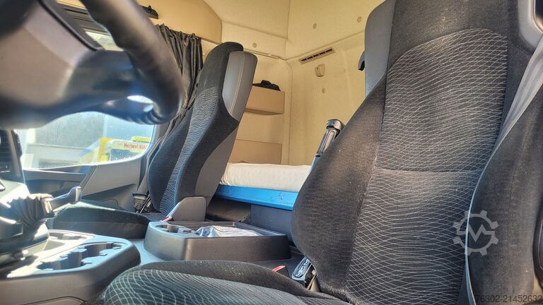 Μονάδα τρακτέρ τυπική Mercedes-Benz 1843 LS Kipphydr